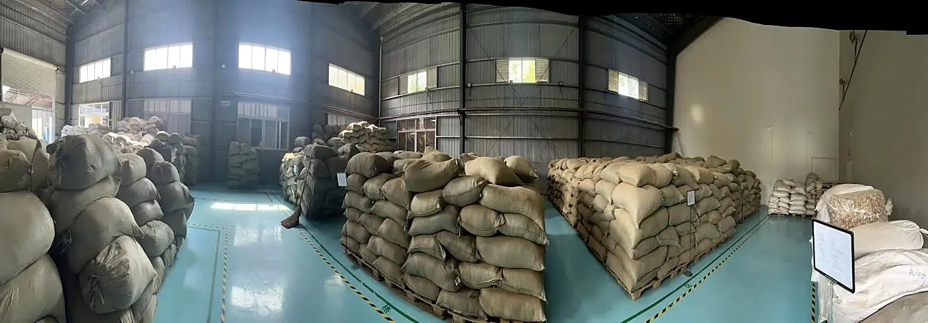 Botanical raw-material storage at a qualified partner facility